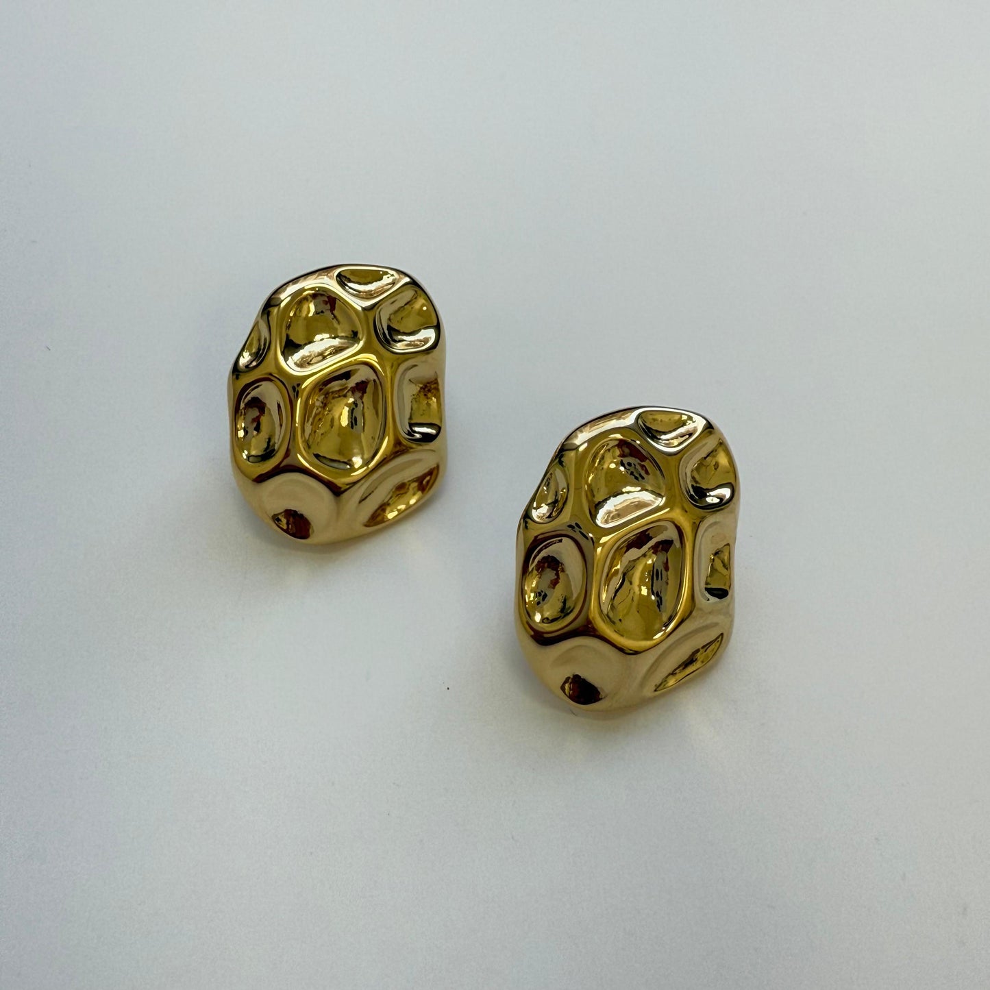 Doretta Studs