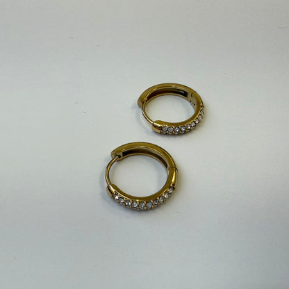 Bella hoops