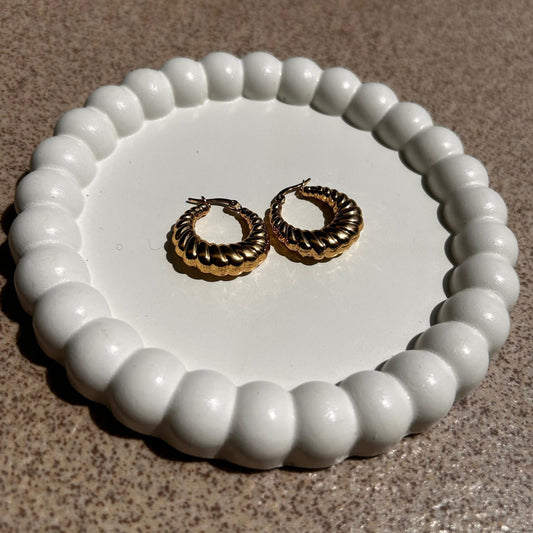Sun curl hoops