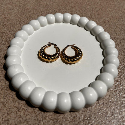 Sun curl hoops